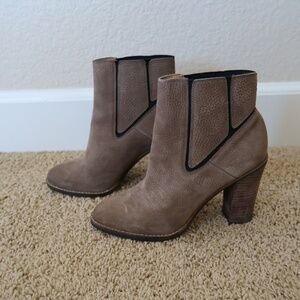 Lucky Brand Maldeev Ankle Booties Taupe